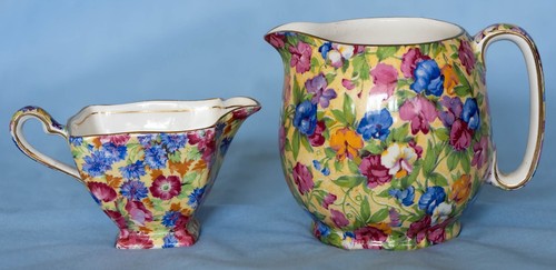 Beautiful vtg royal - royal, winton