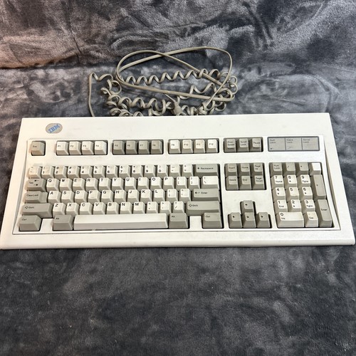 Vintage 1984 ibm model - 1984,