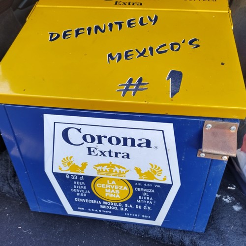 Corona extra beer - , metal