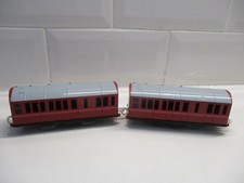 tomy trackmaster thomas the tank engine train set red express coaches x 2