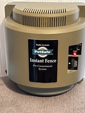 PetSafe  Wireless Pet Containment System And Collar