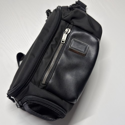 Tumi alpha bravo kelley sling - bravo,