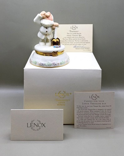 Lenox disney treasure box - :,