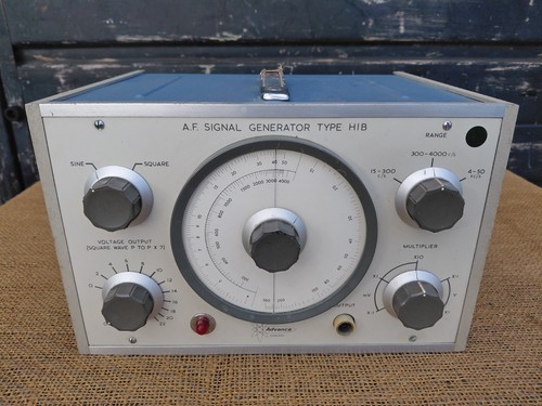 Vintage advance signal - vintage, af