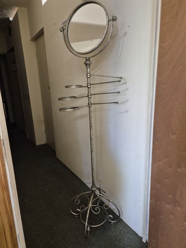 Metal vintage style valet - metal,