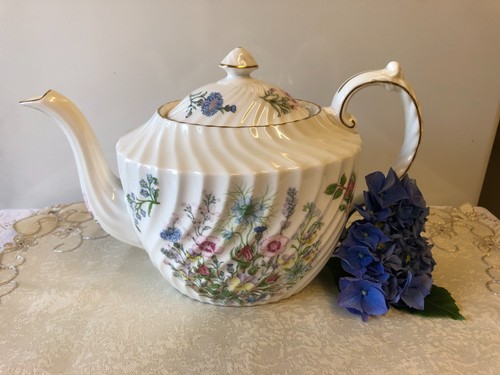 Vintage aynsley wild tudor - vintage,