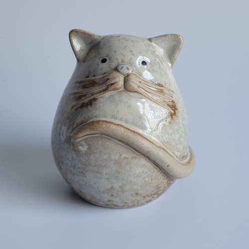 Studio pottery fat cat - studio,