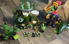 Imaginext 2011 DC Super Friends Green Lantern Planet  playset, planes and mogul