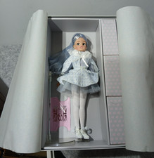 SINDY COLLECTORS DOLL 'ICE
