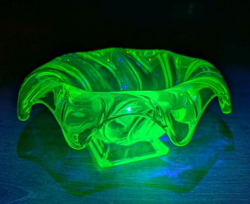 Vintage uranium glow bagley - uranium,