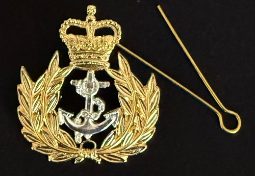 Royal navy warrant officer - royal,