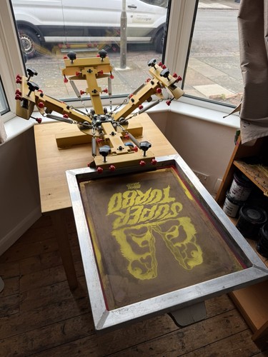 Colour screen printing - colour,