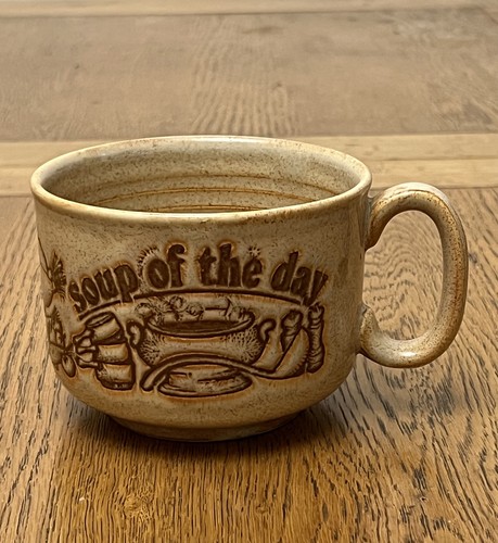 Vintage churchill embossed - churchill,