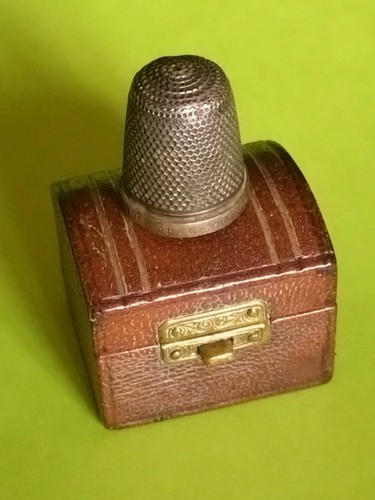 Antique leather casket thimble - antique,