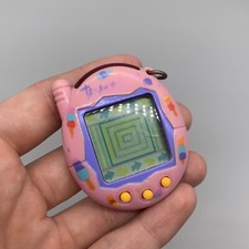 Tamagotchi Bandai Wiz 2004 Vintage Retro Tamagotchi Pink Ice Cream