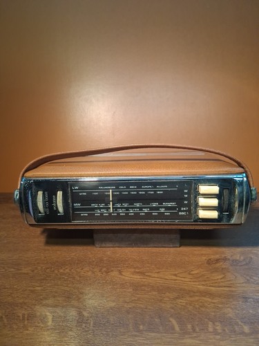 Vintage bush tr230 radio - vintage,