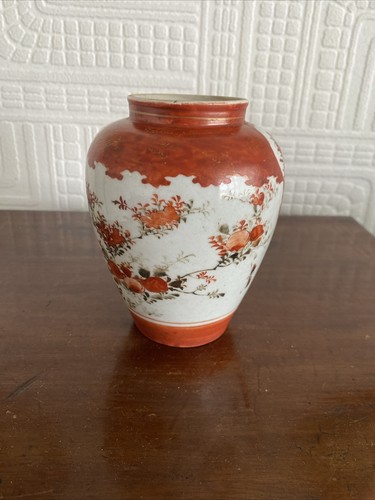 Lovely antique japanese vase - lovely,