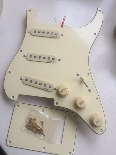Stratocaster guitar cream - guitar,