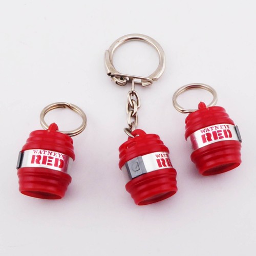 Watneys red barrel plastic key - watneys,