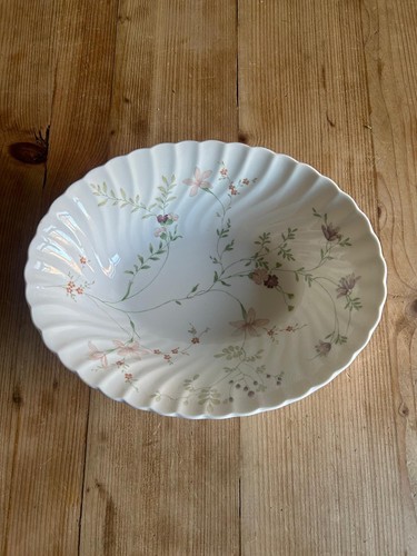 Wedgwood campion serving oval - wedgwood,