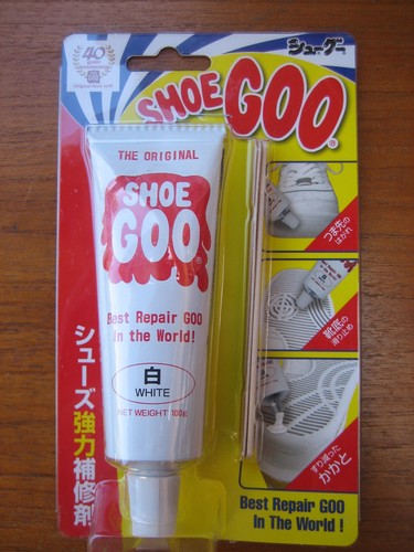 Extreme rare shoe goo white - rare,