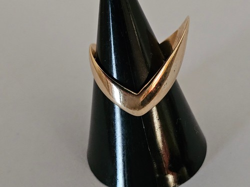 9ct gold wishbone - gold, size