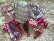DesignaFriend 18 Dolls Holiday Suitcase & Accessories .