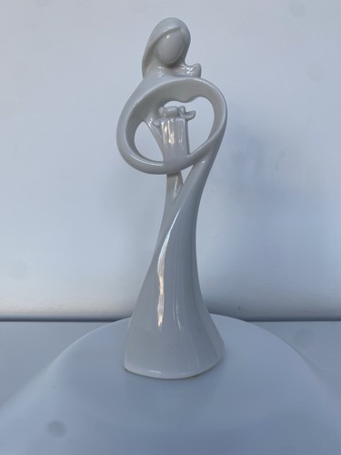 Enesco circle love - "circle, of
