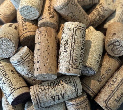 Natural used wine - corks,
