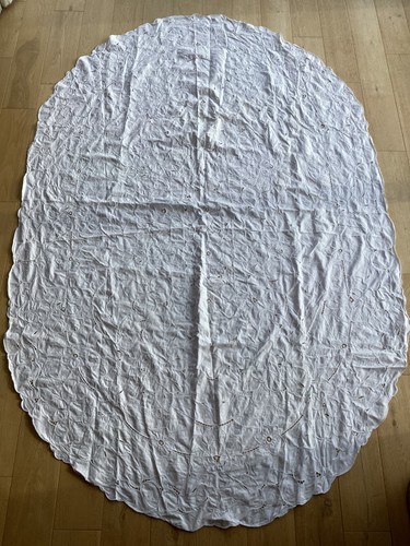 Large vintage style white oval - vintage,