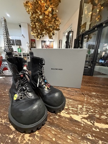 Balenciaga bulldozer charms - bulldozer,