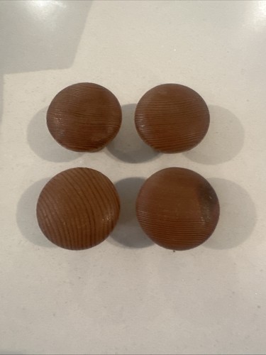 Pine cupboard drawer knobs - pine,