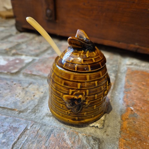 Vintage ceramic beehive - vintage,
