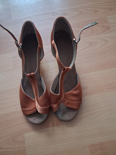 Latin dance shoes size 5 - dance,