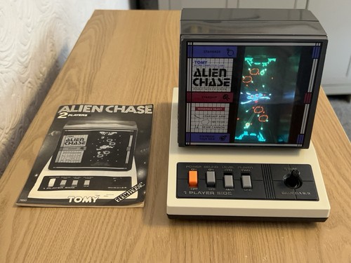 Tomy alien chase - chase, vintage