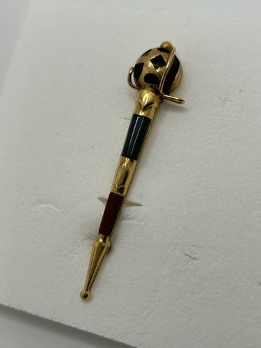 Scottish 9ct gold dirk brooch - ,