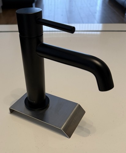 Saneux black modern - ,