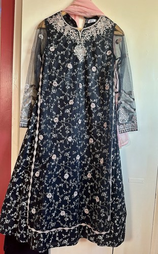 Pakistani designer partywear - pakistani,