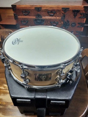 Premier signia marquis maple - signia,