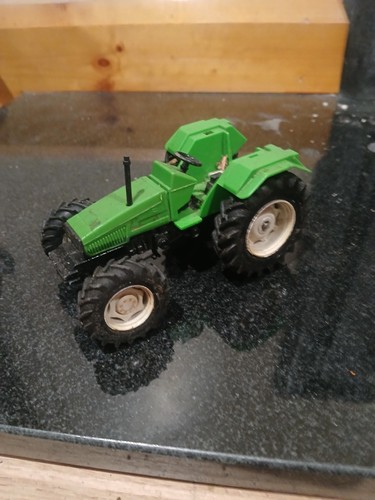 Britains farm toys - farm, spares