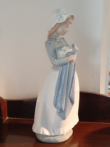 Lladro nao sweet girl with - lladro,