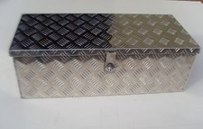 ALUMINIUM TRUCK TRAILER TOOL BOX LOCKABLE 760 X 330 X 240MM CHEQUER PLATE  