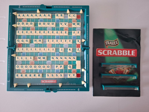 Vintage travel scrabble hard - vintage,