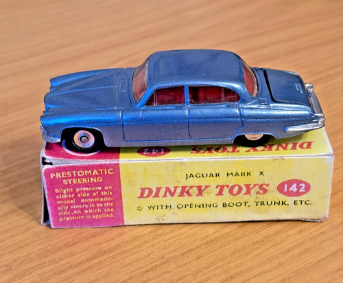 Ze93 dinky jaguar - jaguar, mark