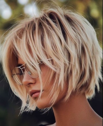 Short creamy sandy - short, blonde