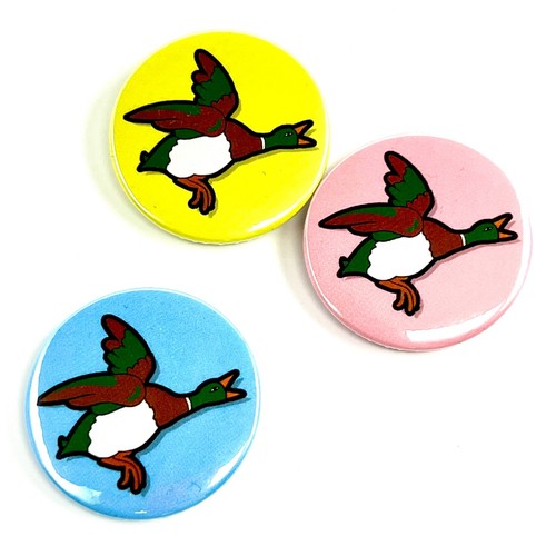 Set flying ducks button - of, 3