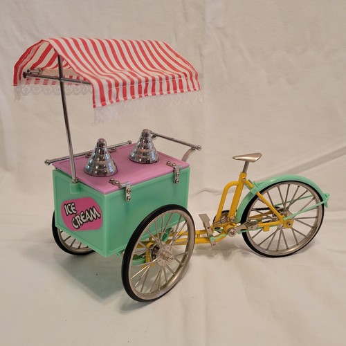 Mini ice cream - ice, stall