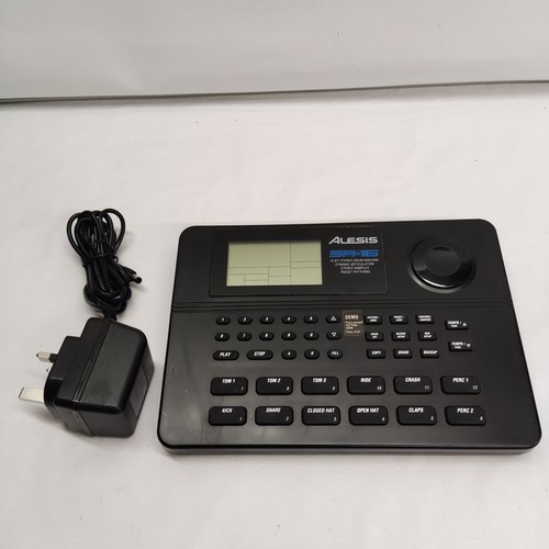 Alesis drum machine 16 - sr-16,