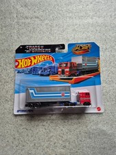 Hot Wheels Optimus Prime Track Fleet Tranformers 