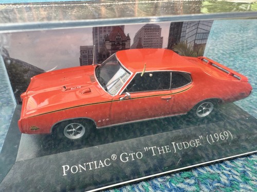 New old stock deagostini - 1:43,
